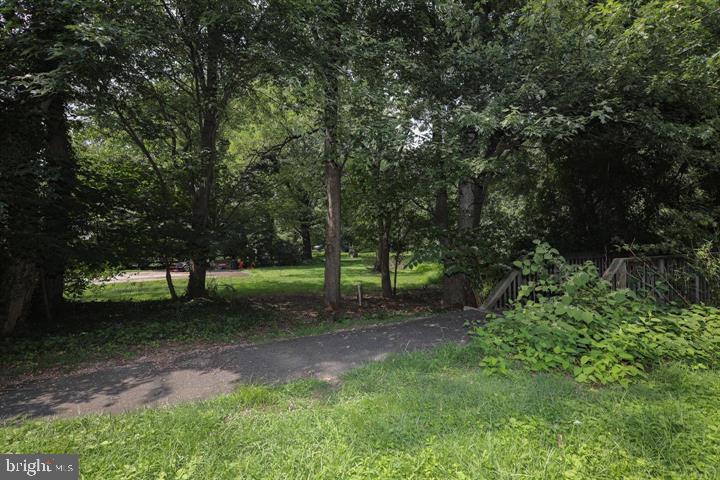 211 Salem Road Moorestown, NJ 08057 - Photo 16 of 39