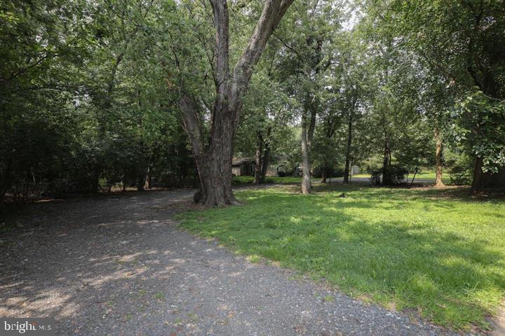 211 Salem Road Moorestown, NJ 08057 - Photo 17 of 39