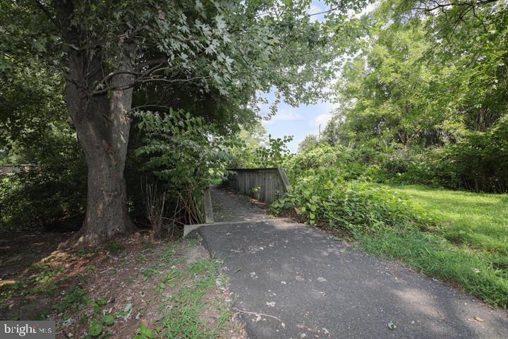 211 Salem Road Moorestown, NJ 08057 - Photo 19 of 39