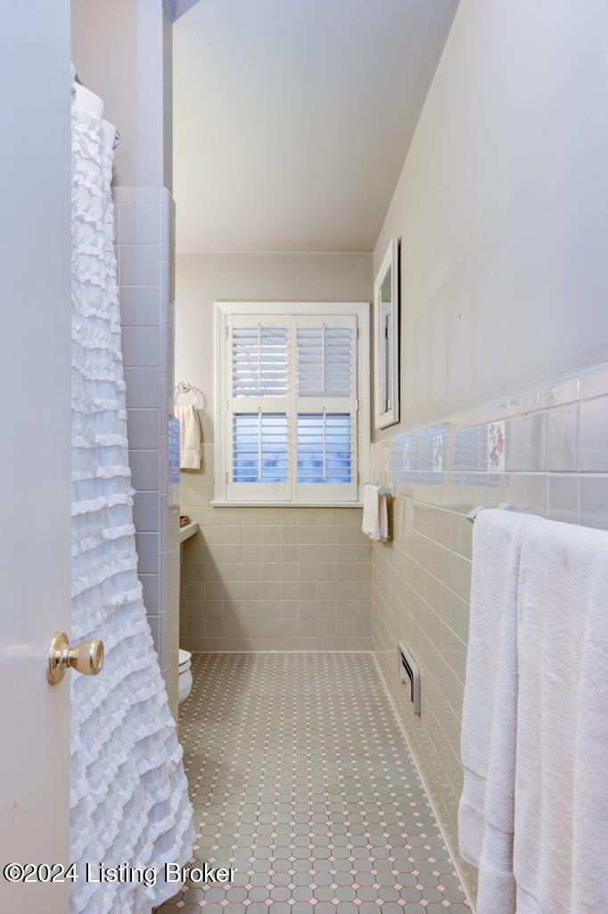 4245 Middlebrook Road Louisville, KY 40207 - Photo 20 of 35 GSP-4245 Middlebrook Rd-20