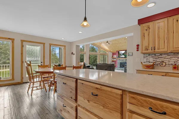 $980,500 | 1315 Karnis Drive Northwest, Alexandria, MN 56308