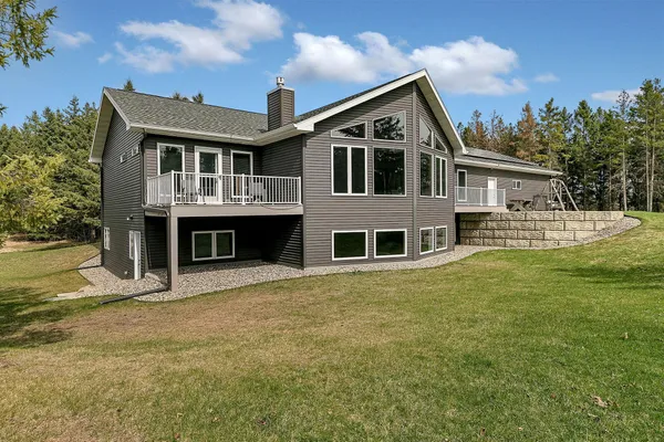 $980,500 | 1315 Karnis Drive Northwest, Alexandria, MN 56308