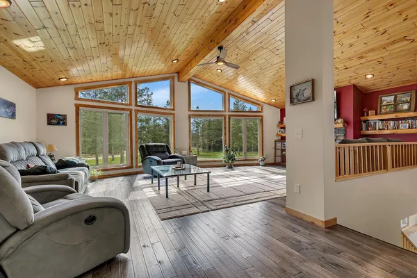 $980,500 | 1315 Karnis Drive Northwest, Alexandria, MN 56308