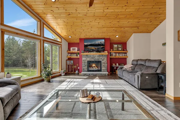 $980,500 | 1315 Karnis Drive Northwest, Alexandria, MN 56308