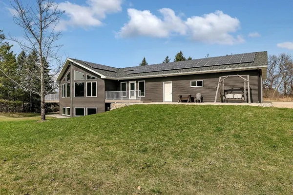 $980,500 | 1315 Karnis Drive Northwest, Alexandria, MN 56308