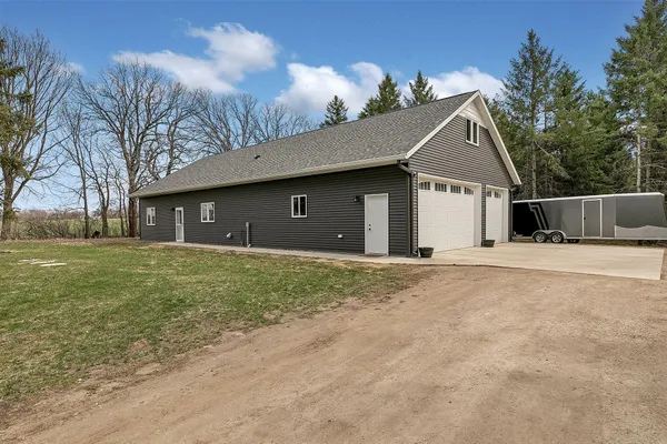 $980,500 | 1315 Karnis Drive Northwest, Alexandria, MN 56308