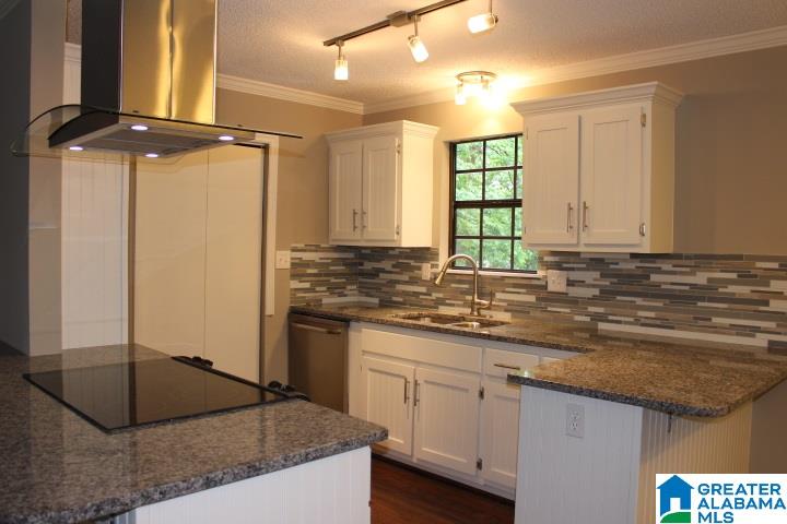 1225 6th Avenue Northwest Alabaster, AL 35007 - Photo 1 of 17