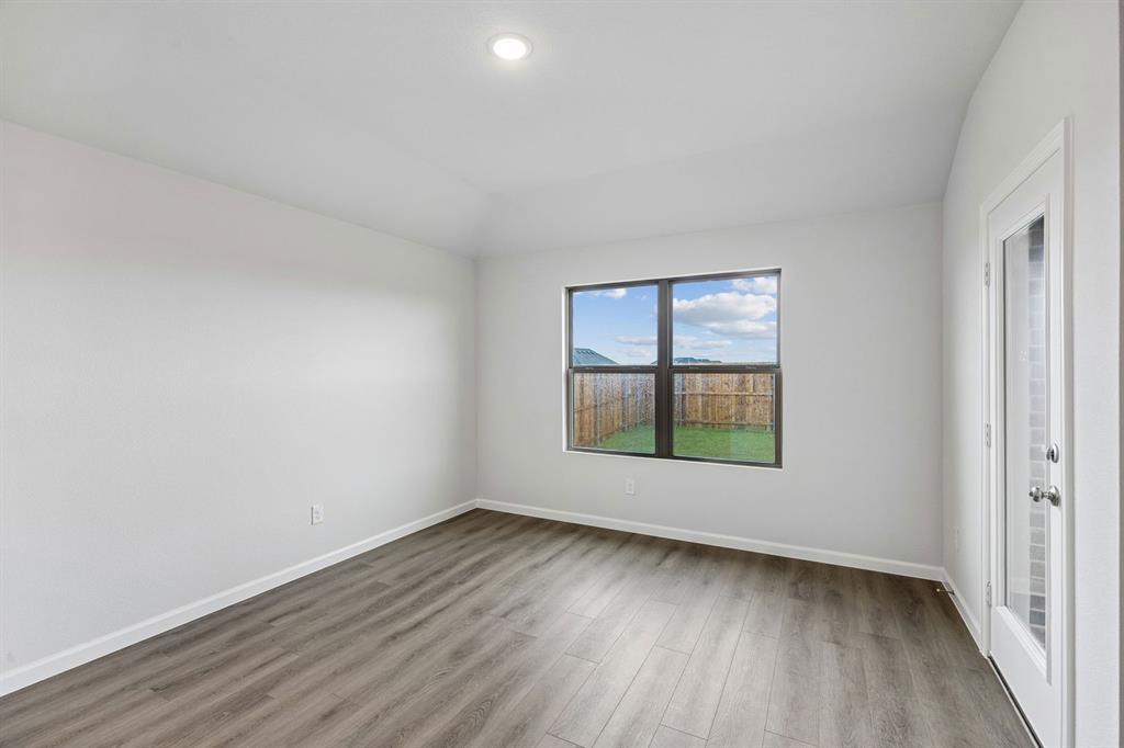 3720 Prairie Chapel Road Royse City, TX 75189 - Photo 8 of 24 Representative (8)