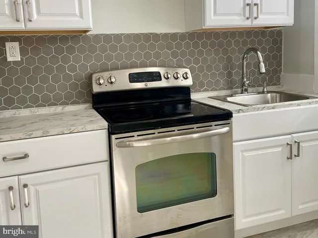 $1,800 | 2010 Stenton Avenue, Philadelphia, PA 19138