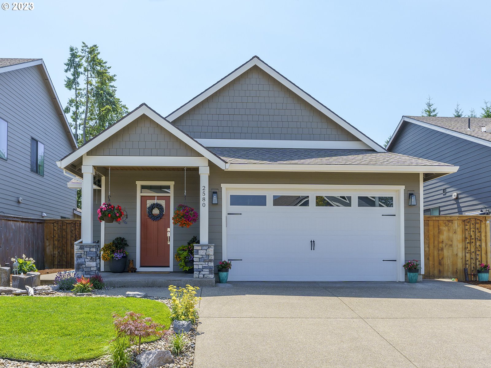 2580 South Lydia Loop Hubbard, OR 97032 - Photo 1 of 35 Gallery Image 1