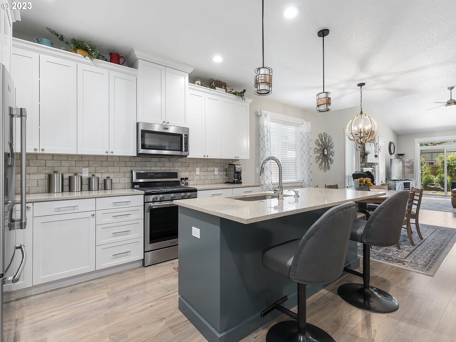 2580 South Lydia Loop Hubbard, OR 97032 - Photo 11 of 35 Gallery Image 11