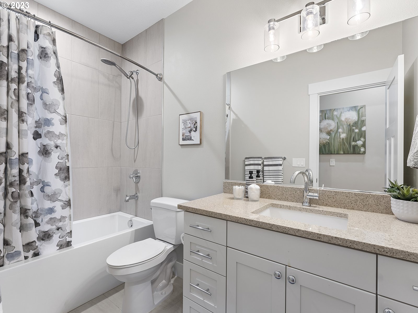 2580 South Lydia Loop Hubbard, OR 97032 - Photo 24 of 35 Gallery Image 24