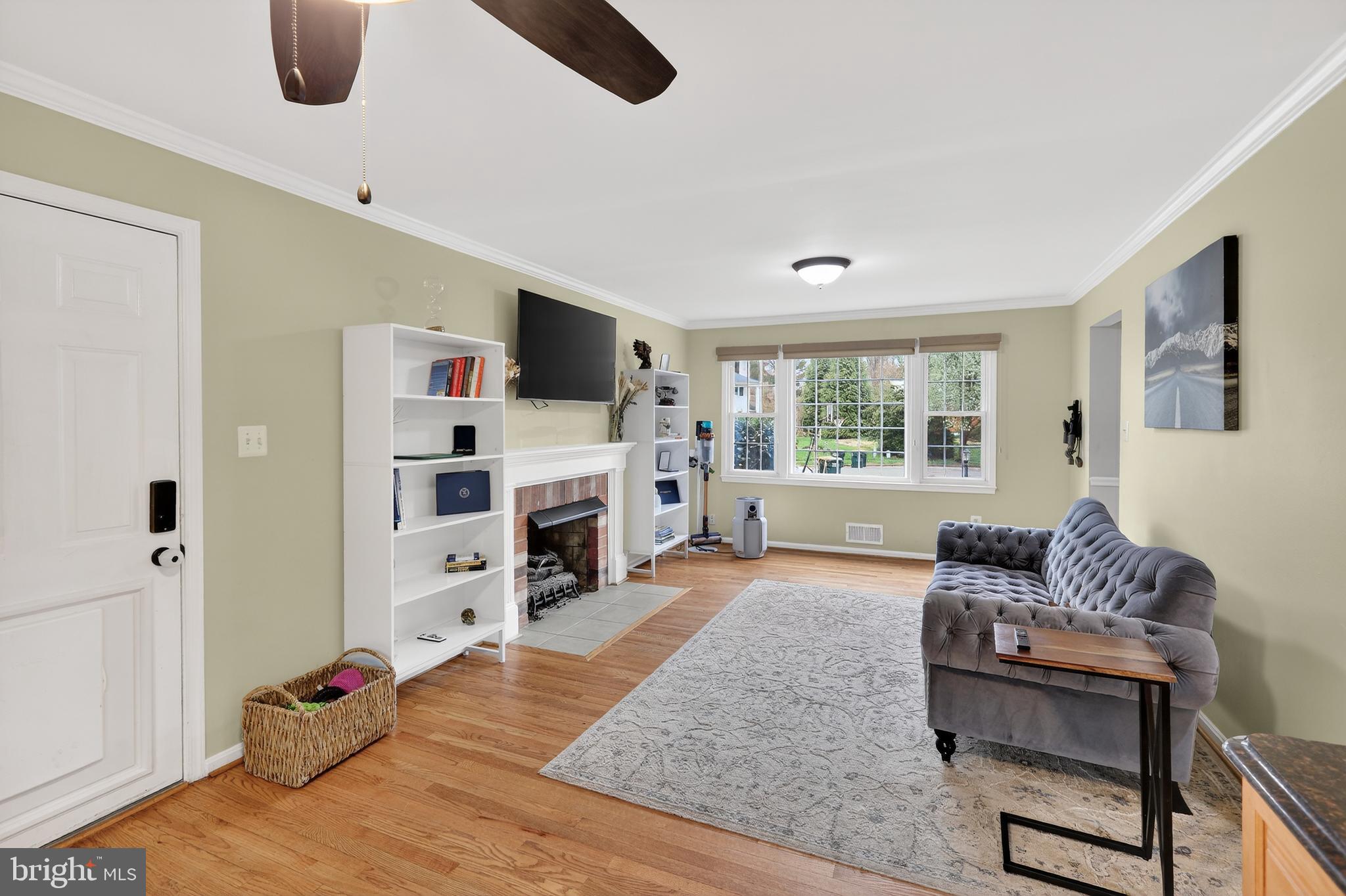 6803 Jackie Deneese Court Springfield, VA 22152 - Photo 11 of 31