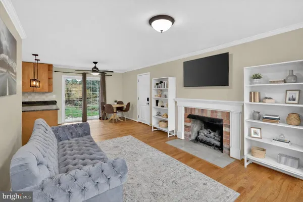 $960,000 | 6803 Jackie Deneese Court, Springfield, VA 22152