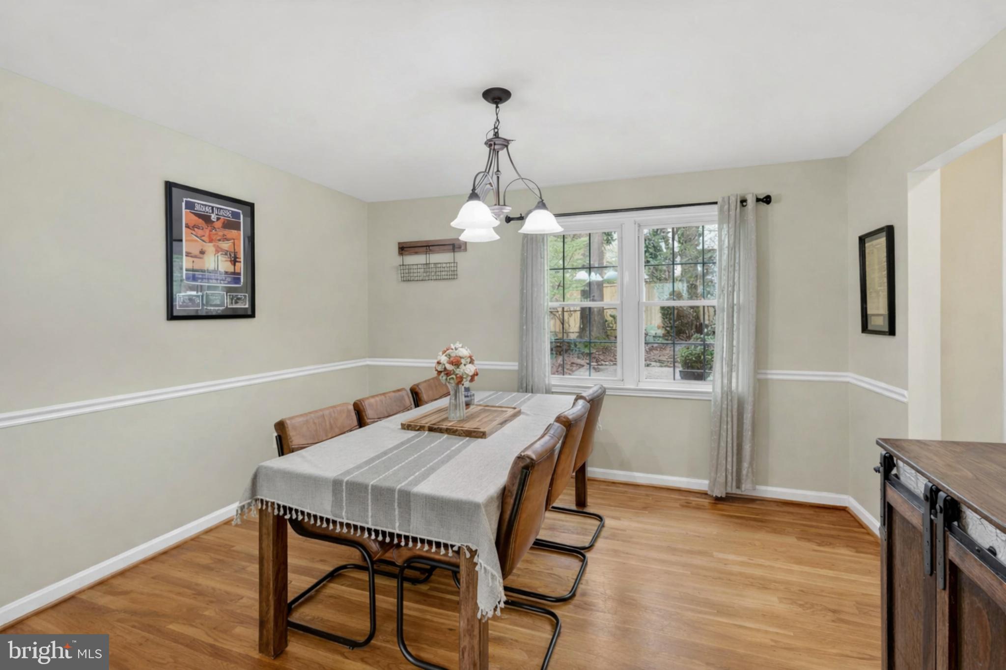 6803 Jackie Deneese Court Springfield, VA 22152 - Photo 8 of 31