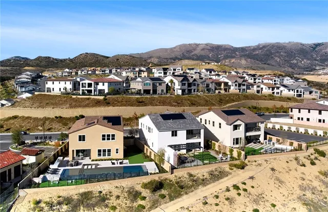 $2,199,990 | 21156 Poema Place, Chatsworth, CA 91311