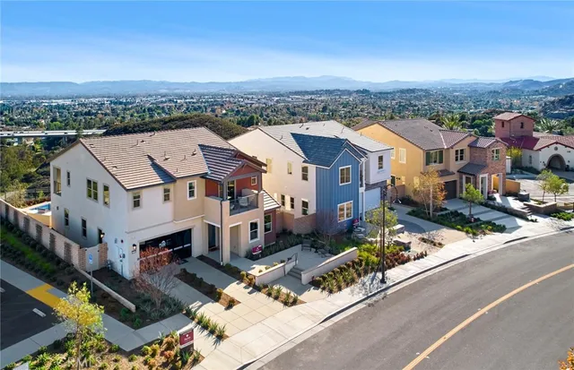 $2,199,990 | 21156 Poema Place, Chatsworth, CA 91311