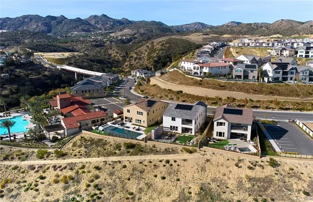 $2,199,990 | 21156 Poema Place, Chatsworth, CA 91311