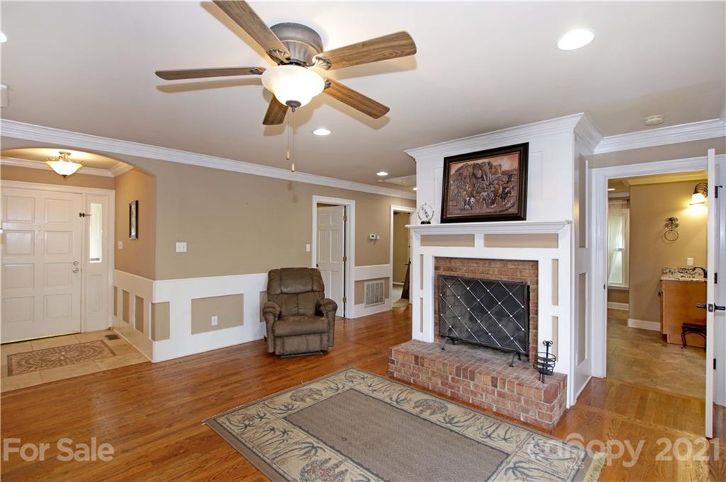 18617 Nantz Road Cornelius, NC 28031 - Photo 14 of 28 Gallery Image 14