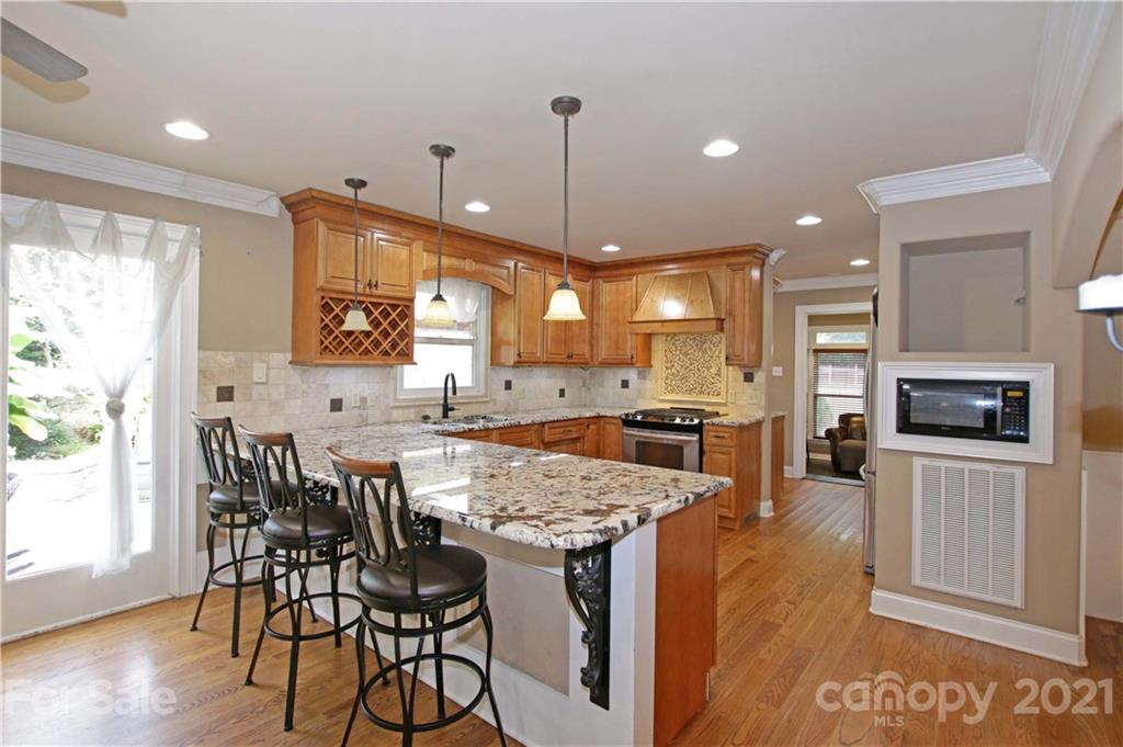 18617 Nantz Road Cornelius, NC 28031 - Photo 6 of 28 Gallery Image 6