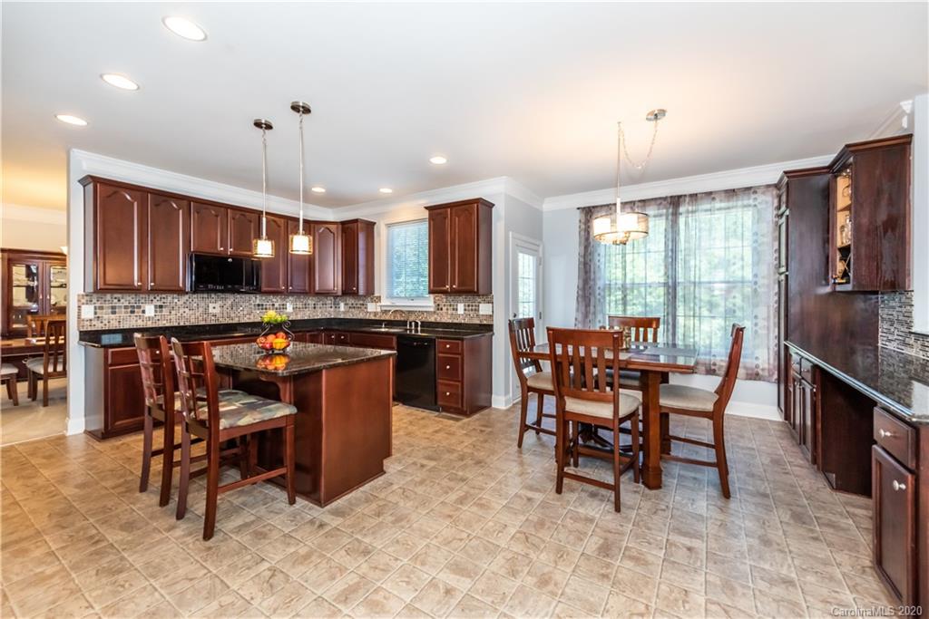 2070 Woodstream Road Harrisburg, NC 28075 - Photo 10 of 48 Gallery Image 10