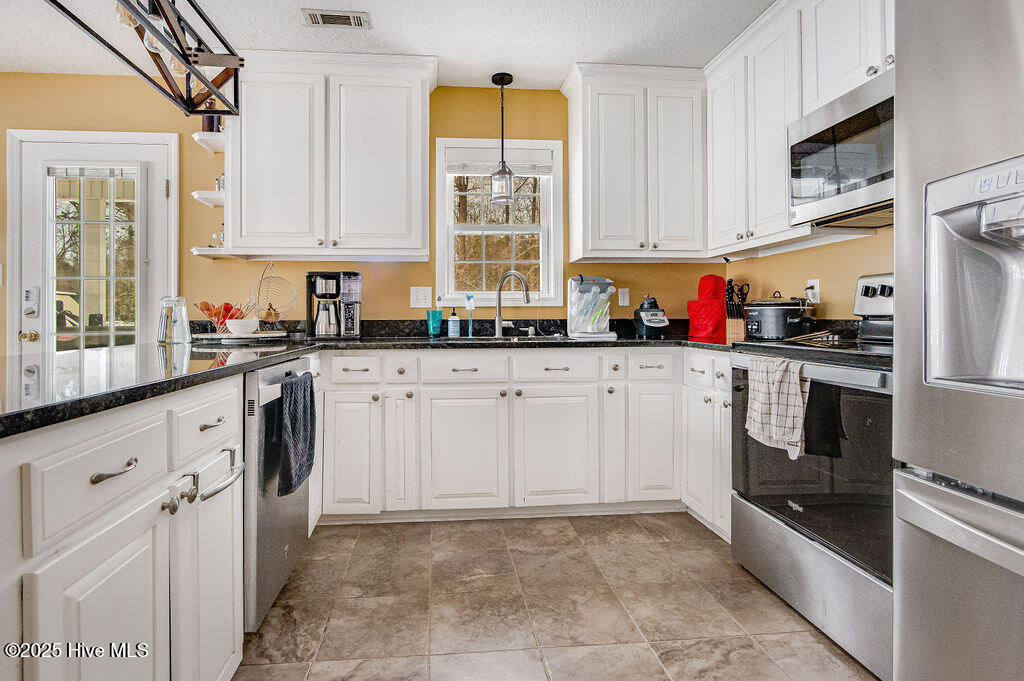 1154 East Davis Road Jacksonville, NC 28546 - Photo 35 of 66 DSC_3737