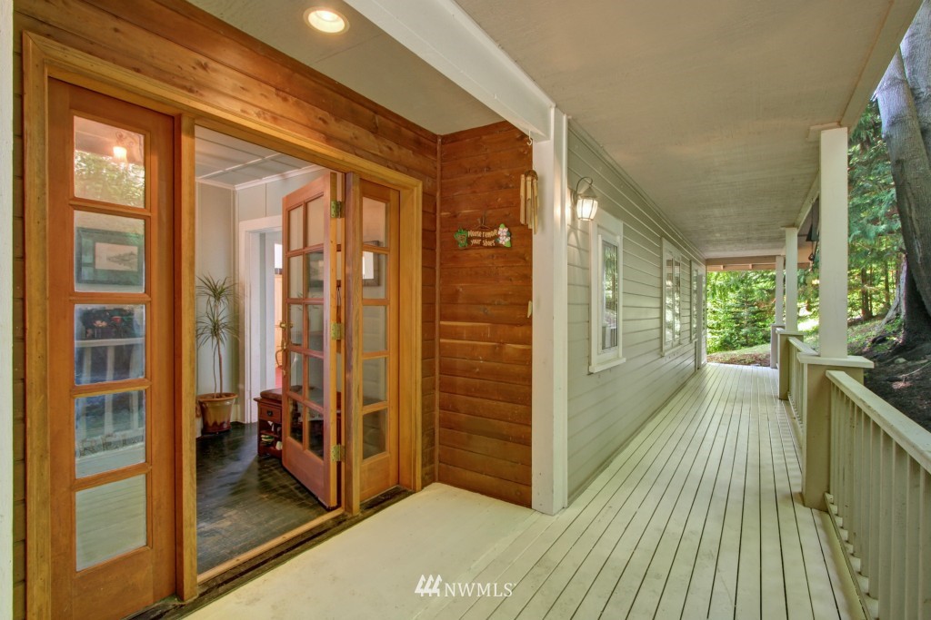 10652 Southeast Cisco Road Port Orchard, WA 98367 - Photo 14 of 18 Gallery Image 14