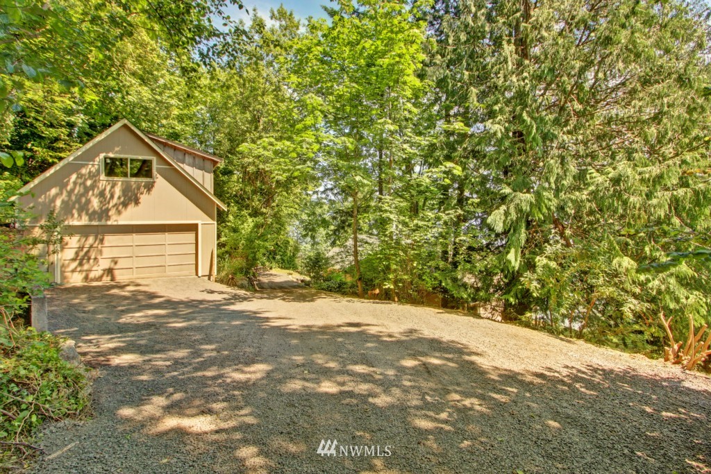10652 Southeast Cisco Road Port Orchard, WA 98367 - Photo 16 of 18 Gallery Image 16
