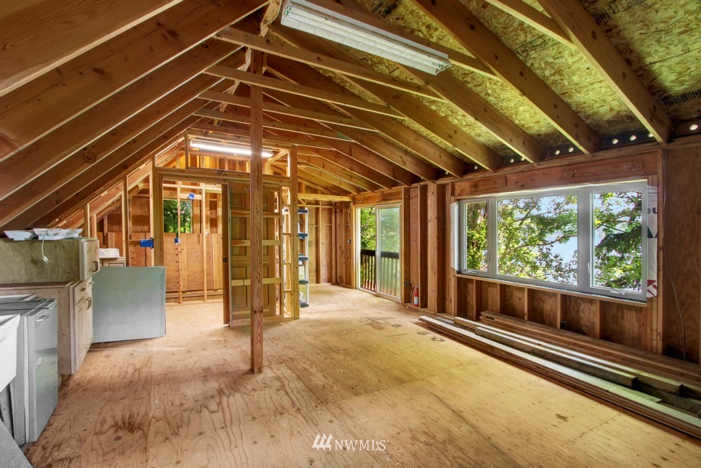 10652 Southeast Cisco Road Port Orchard, WA 98367 - Photo 17 of 18 Gallery Image 17