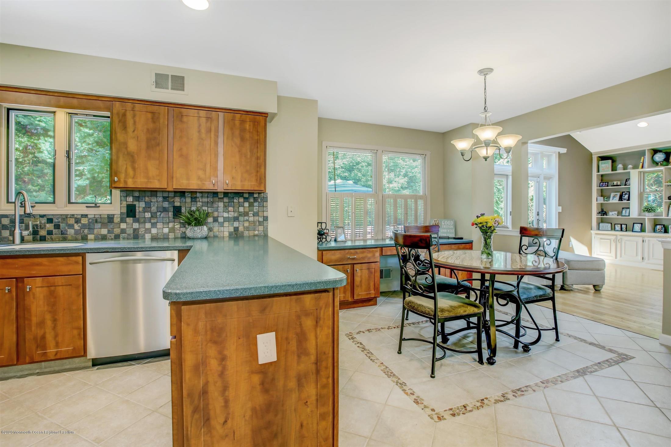 8 Ash Road Jackson, NJ 08527 - Photo 9 of 32 Kitchen