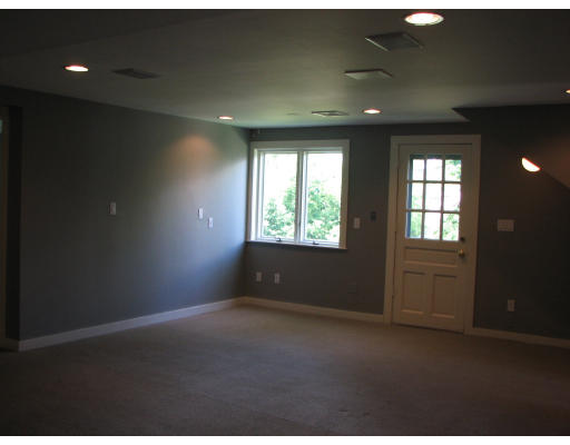 48 Stony Brook Road Marblehead, MA 01945 - Photo 5 of 21 Gallery Image 5