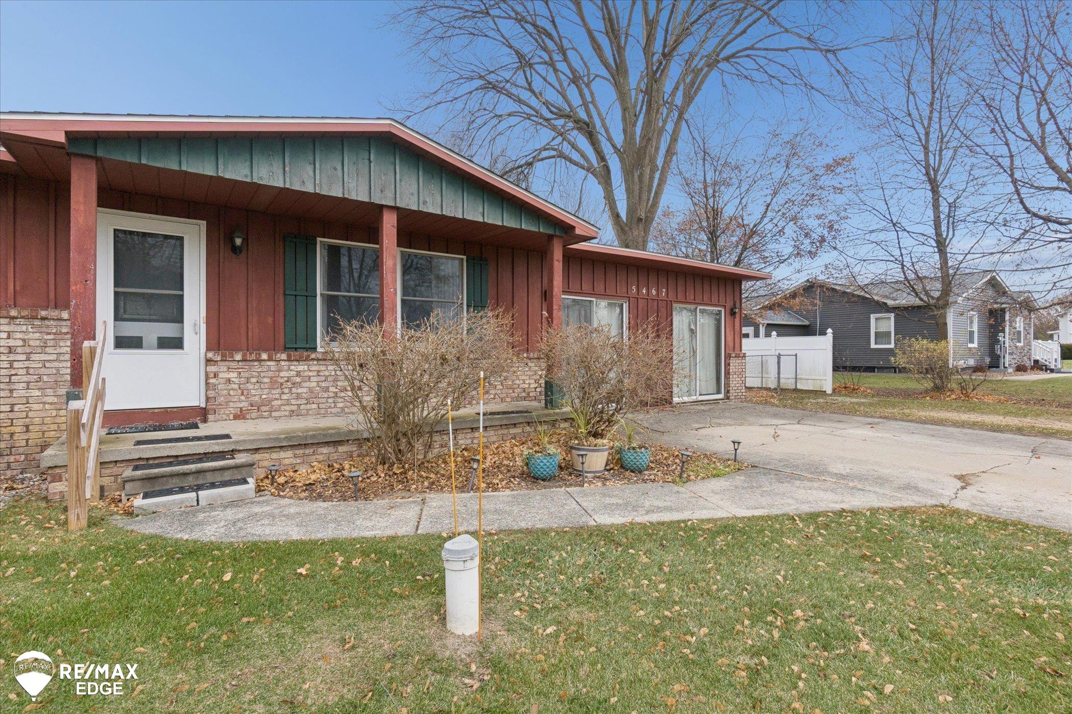 5467 Richfield Road Flint, MI 48506 - Photo 5 of 40 Gallery Image 5