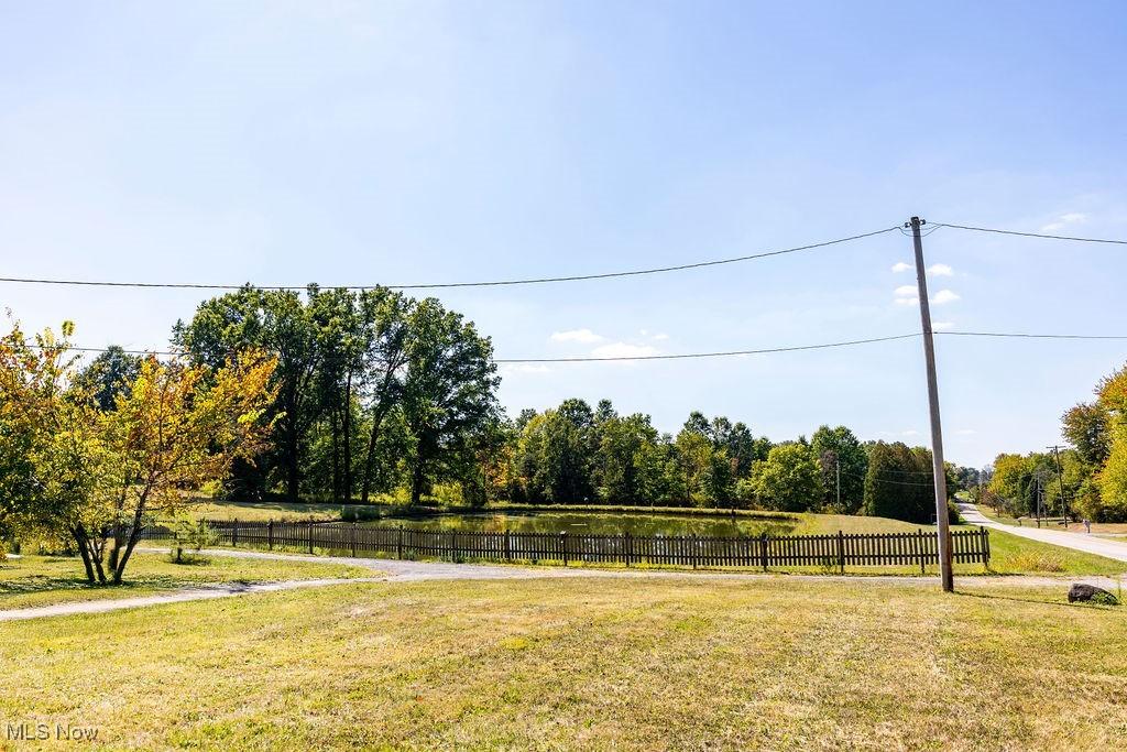 8131 Leffingwell Road Canfield, OH 44406 - Photo 26 of 37 View of property's community