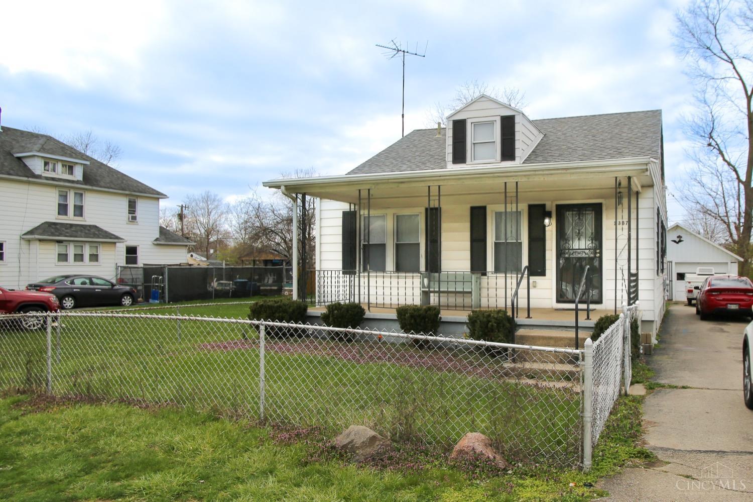 2337 Valley Pike Riverside, OH 45404 - Photo 2 of 16