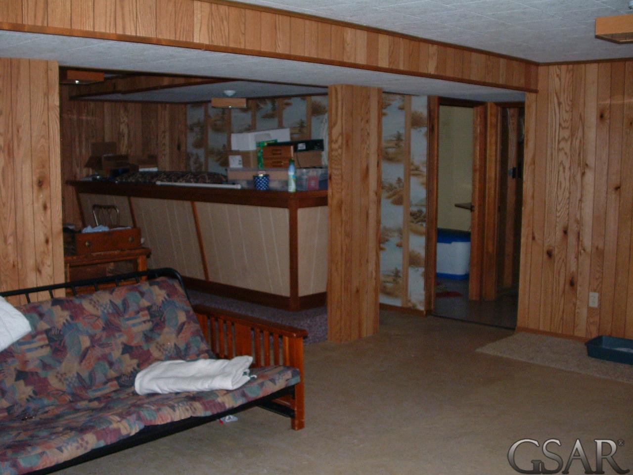 215 N Spring Vernon, MI 48476 - Photo 14 of 18 31199096-13.JPG