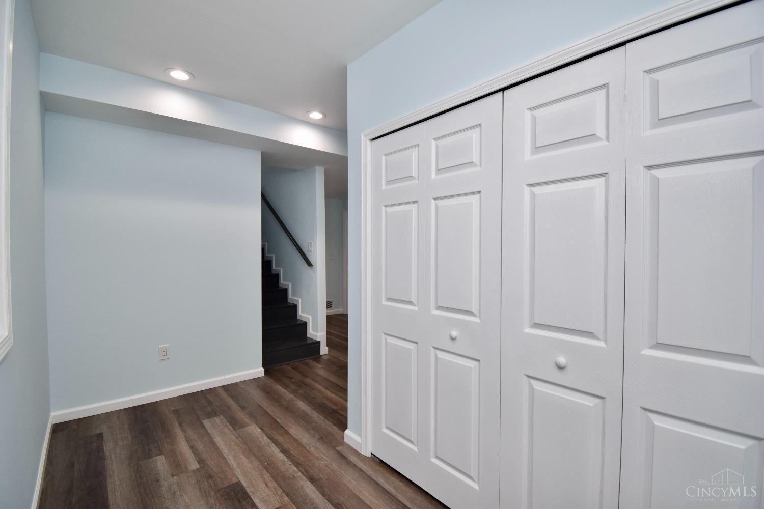 1169 Sutton Road Cincinnati, OH 45230 - Photo 33 of 45