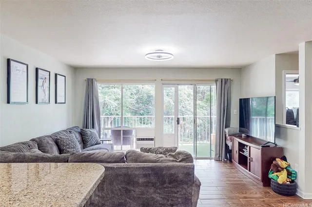 $550,000 | 95-270 Waikalani Drive, Unit L103, Mililani, HI 96789