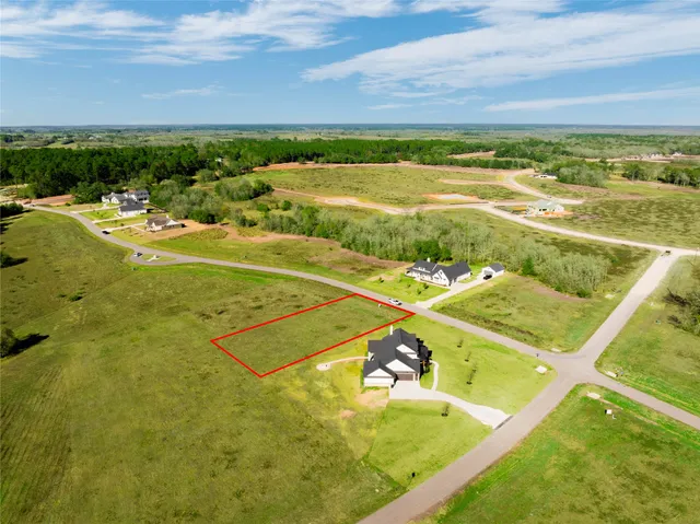 a view of an outdoor space and lakeside