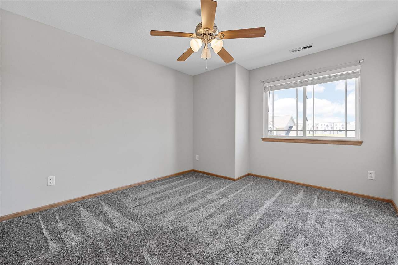 102 South Park Ridge Road North Liberty, IA 52317 - Photo 41 of 50 Gallery Image 41