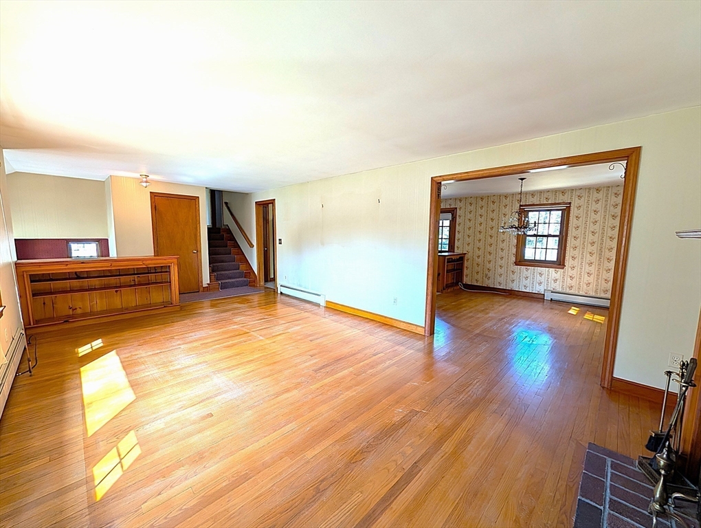 1 Louise Street Maynard, MA 01754 - Photo 17 of 41