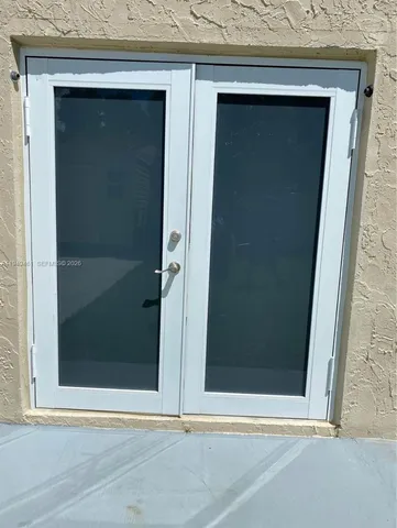 $1,000 | 20440 Southwest 122nd Place, Unit SIDE, Miami, FL 33177