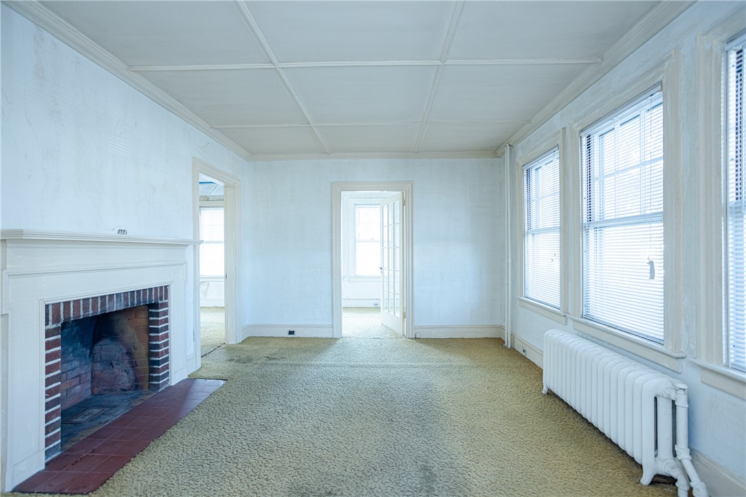 105 West Main Road Middletown, RI 02842 - Photo 13 of 28