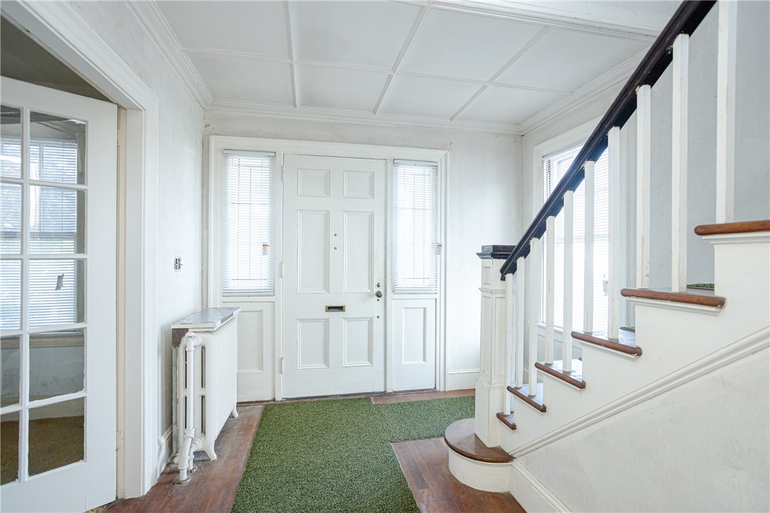 105 West Main Road Middletown, RI 02842 - Photo 16 of 28