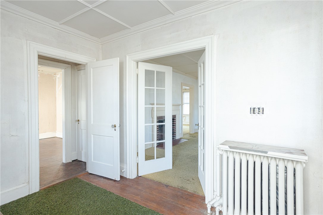 105 West Main Road Middletown, RI 02842 - Photo 17 of 28