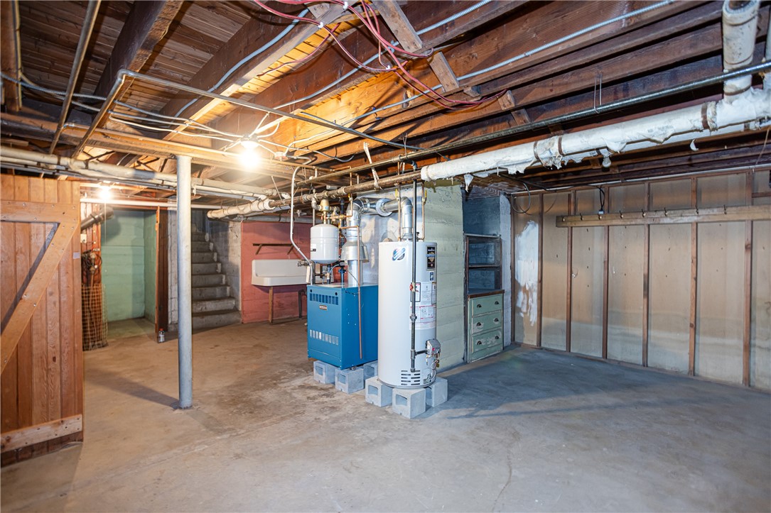 105 West Main Road Middletown, RI 02842 - Photo 28 of 28