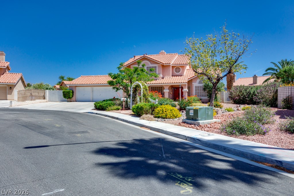 5808 Lone Song Road North Las Vegas, NV 89031 - Photo 9 of 98
