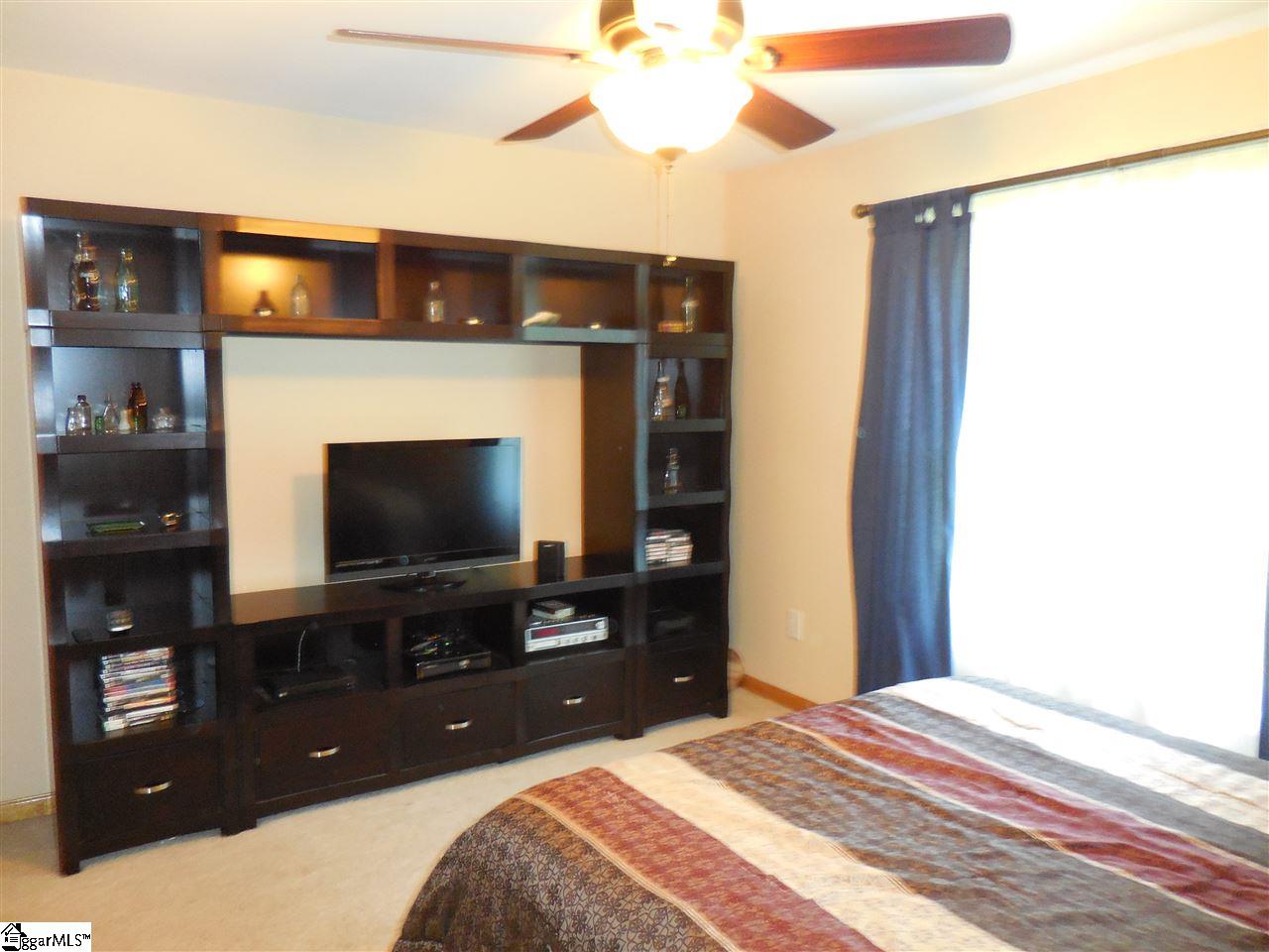 1346 Gravley Road Pickens, SC 29671 - Photo 17 of 34