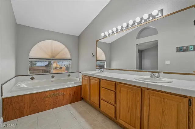 $3,350 | 3032 Pier Harbor Drive, Las Vegas, NV 89117