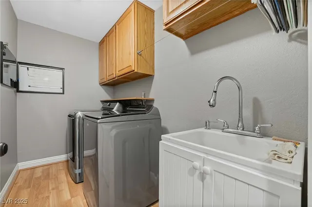 $3,350 | 3032 Pier Harbor Drive, Las Vegas, NV 89117