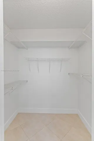 $2,300 | 1400 Southwest 124th Terrace, Unit 109Q, Pembroke Pines, FL 33027